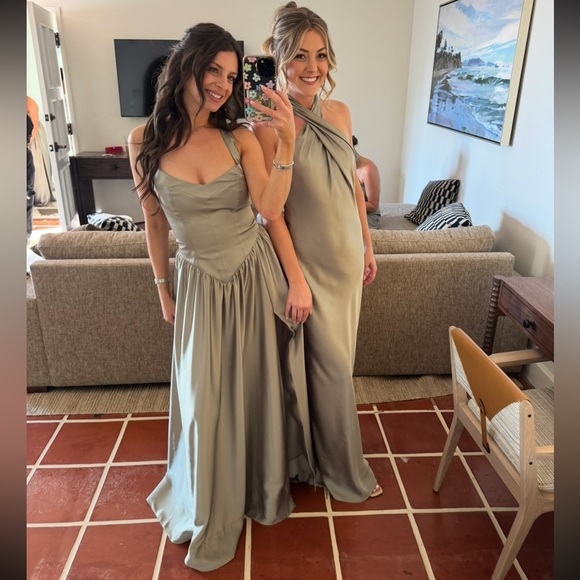 Show Me Your MuMu Dresses & Skirts - Show Me Your MuMu Abigail Maxi Dress Moss Green Luxe Satin